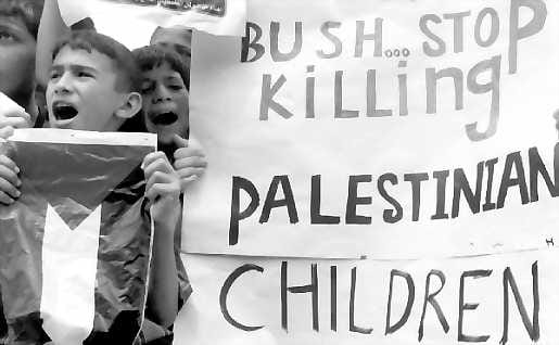 Protesti . Palestiinalaislapset osoittivat mieltään Israelia ja Yhdysvaltoja vastaan.