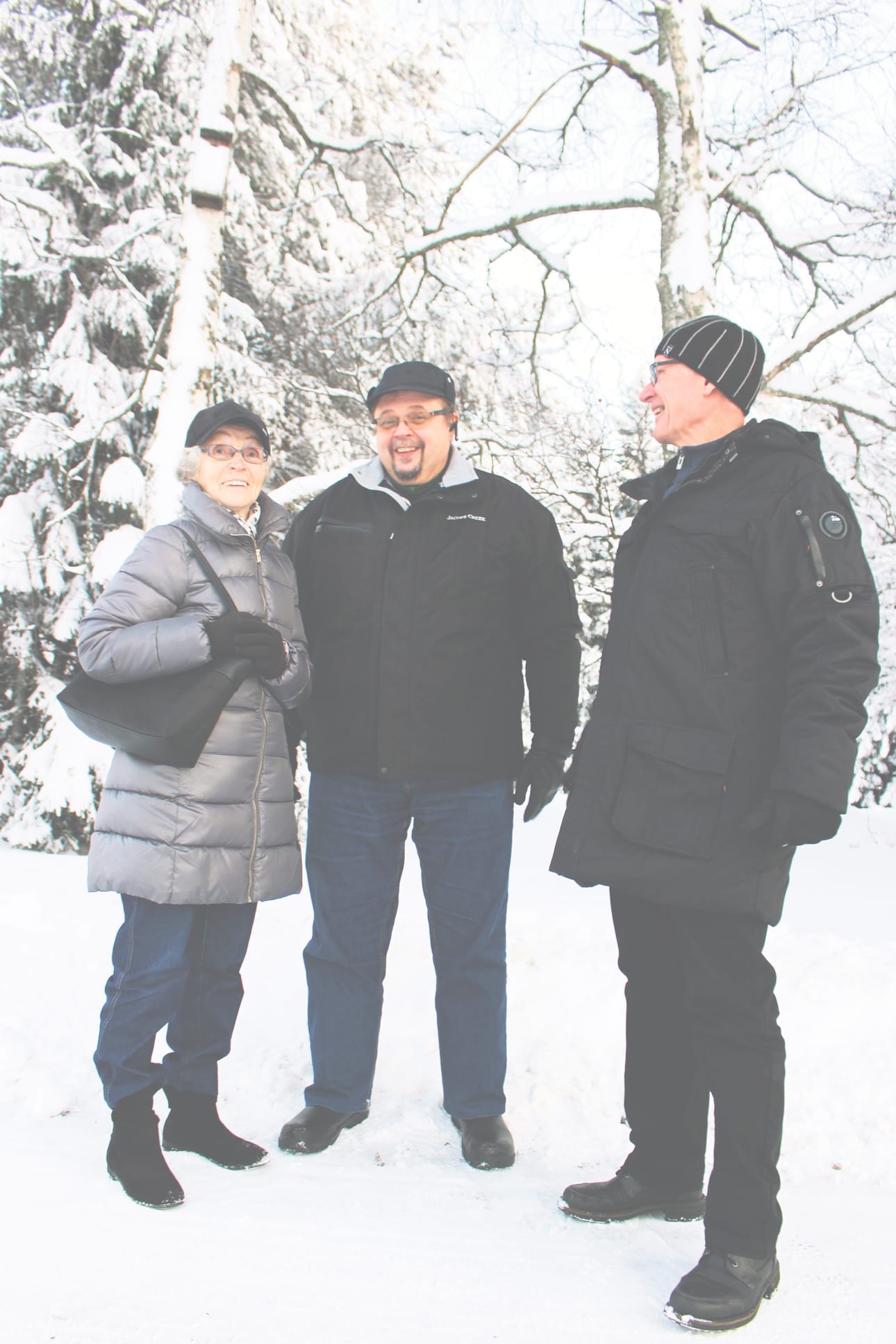 Luonnonrauha on Rajakorven alueella parasta antia.Korjaamista löytyy tieoloissa, sanovat Paula Kerttula, Jorma Kananen ja Pauli Bordi.