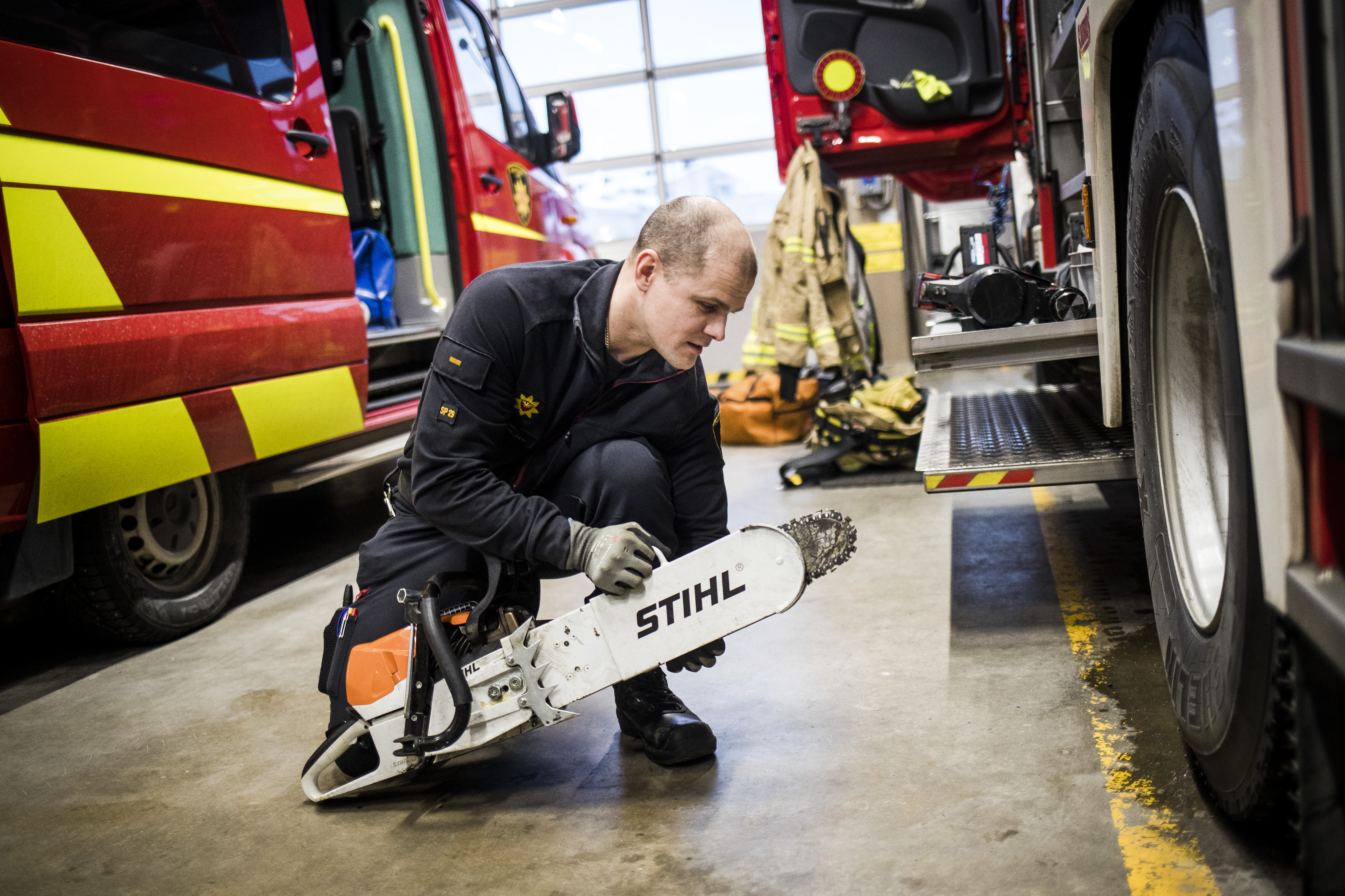 Rahat uhkaavat loppua Lapin palokunnilta – budjetti ei ole juuri kasvanut vuosiin, pelastuslaitos saattaa joutua käymään kuntien kukkarolla kesken vuoden