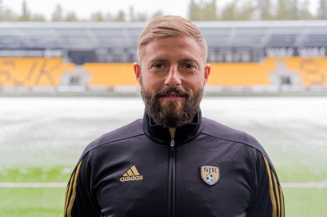 Joaquin Gomez ottaa uuden askeleen urallaan.