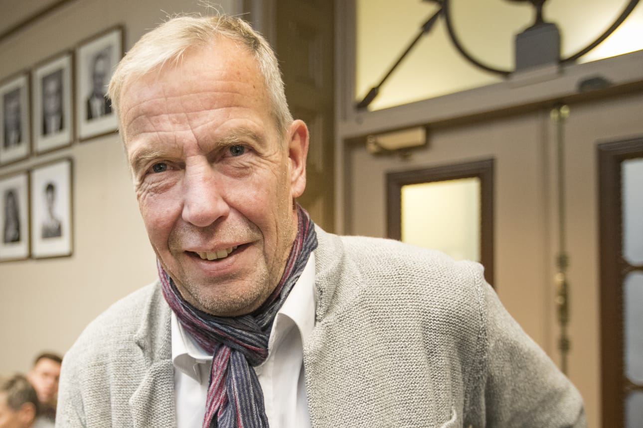 Oulun kaupunginvaltuuston puheenjohtajaksi kesäkuussa vaihtuu kokoomuksen valtuutettu ja kaupunginhallituksen jäsen Jarmo J. Husso.