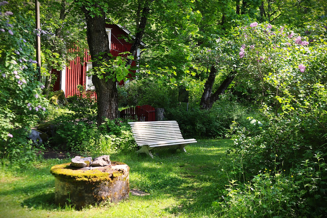 Yxgärde on täydellinen paikka, jos haluaa ihailla luonnon kukoistusta ja ääniä.