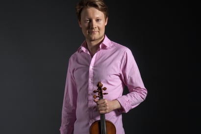 Konserttiarvio: Oulu Sinfonian kausikonsertissa vuodenajat laitettiin uusiksi – Max Richterin uudisteos ammentaa Vivaldista ja ambient-musiikista, Lauri Porra luo harmonista muumitunnelmaa