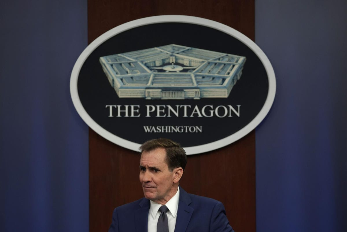Yhdysvaltojen puolustusministeriön Pentagonin mukaan Venäjä saattaa yrittää oikeuttaa hyökkäyksen Ukrainaan lavastetun videon avulla. Kuvassa ministeriön tiedottaja John Kirby. LEHTIKUVA/AFP