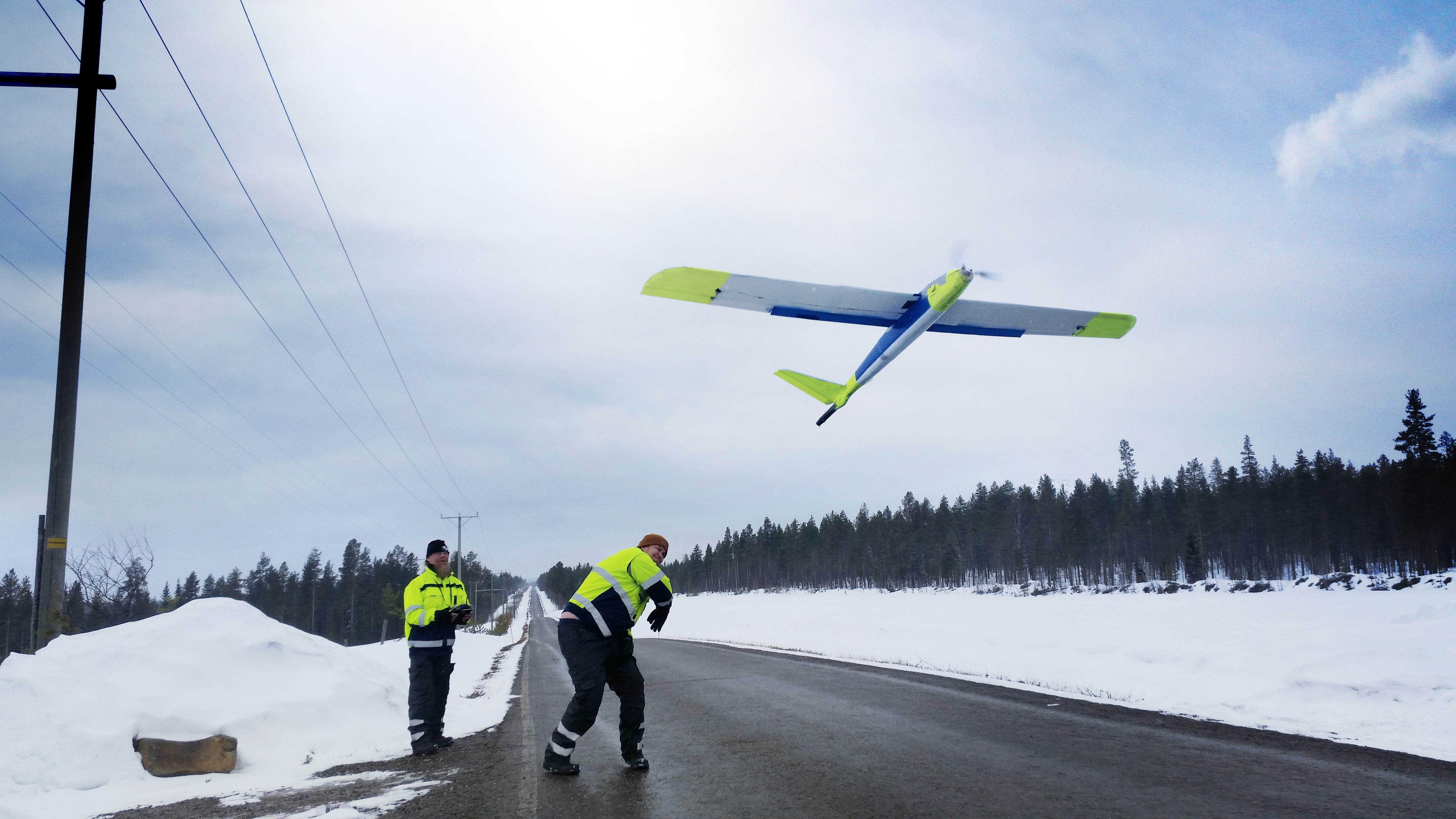 Latitude 66 Cobalt tekee tutkimuksia miehittämättömällä lennokilla Posiolla