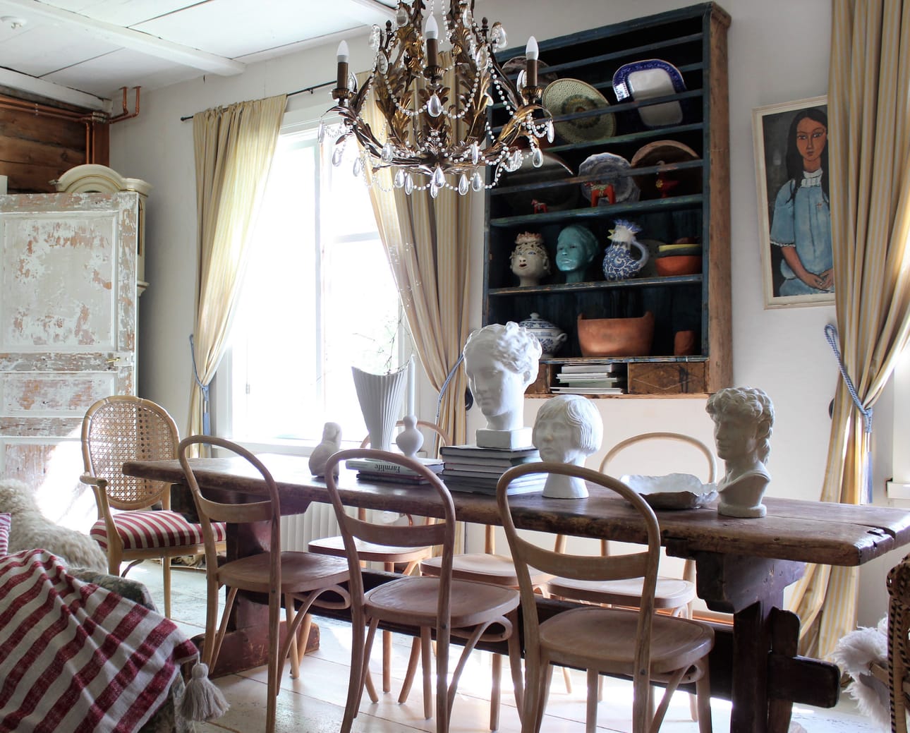 Salin vanha pöytä on yksi kodin rakkaimmista esineistä.