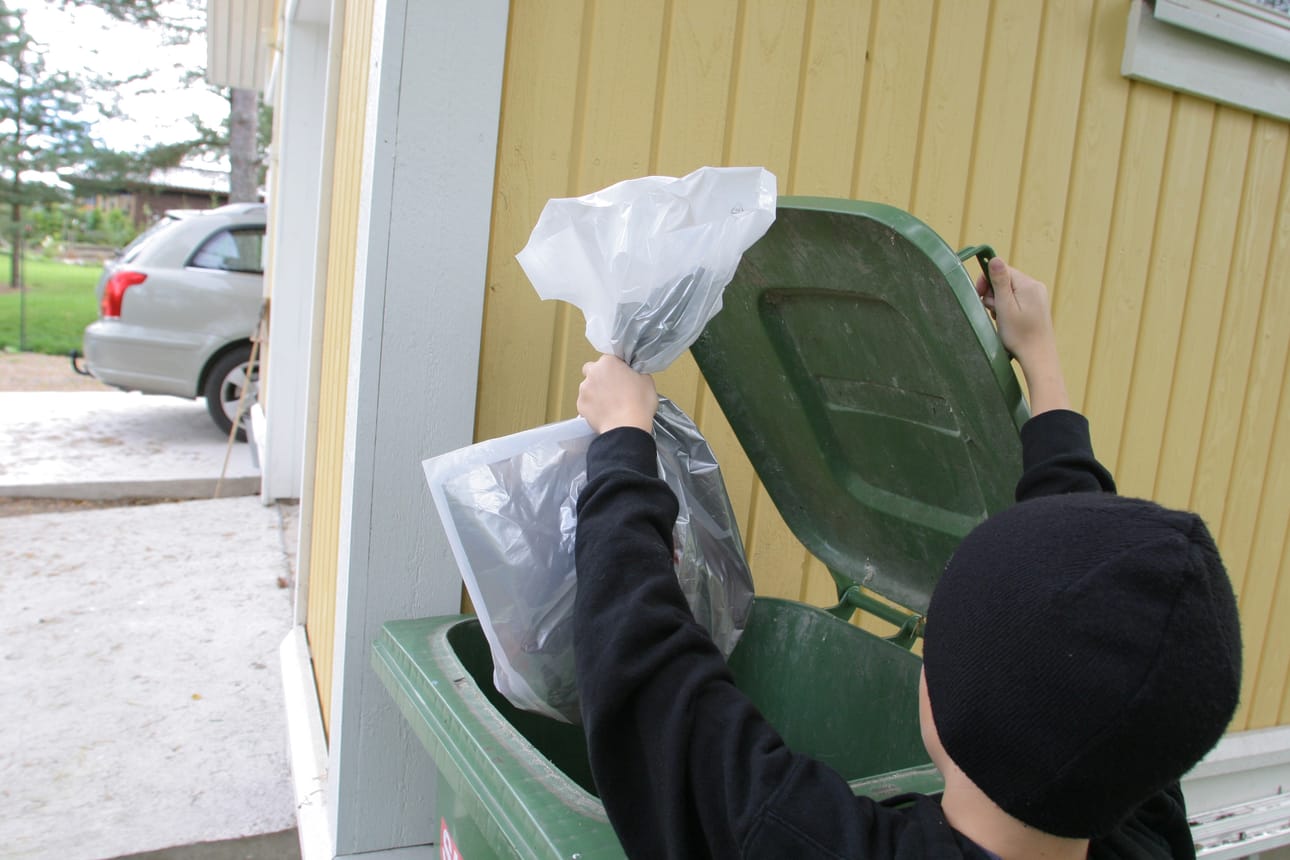 Meneillään oleva jätehuoltoviranomaisen tehtävien järjestely ei juuri nyt vaikuta kuluttajiin.