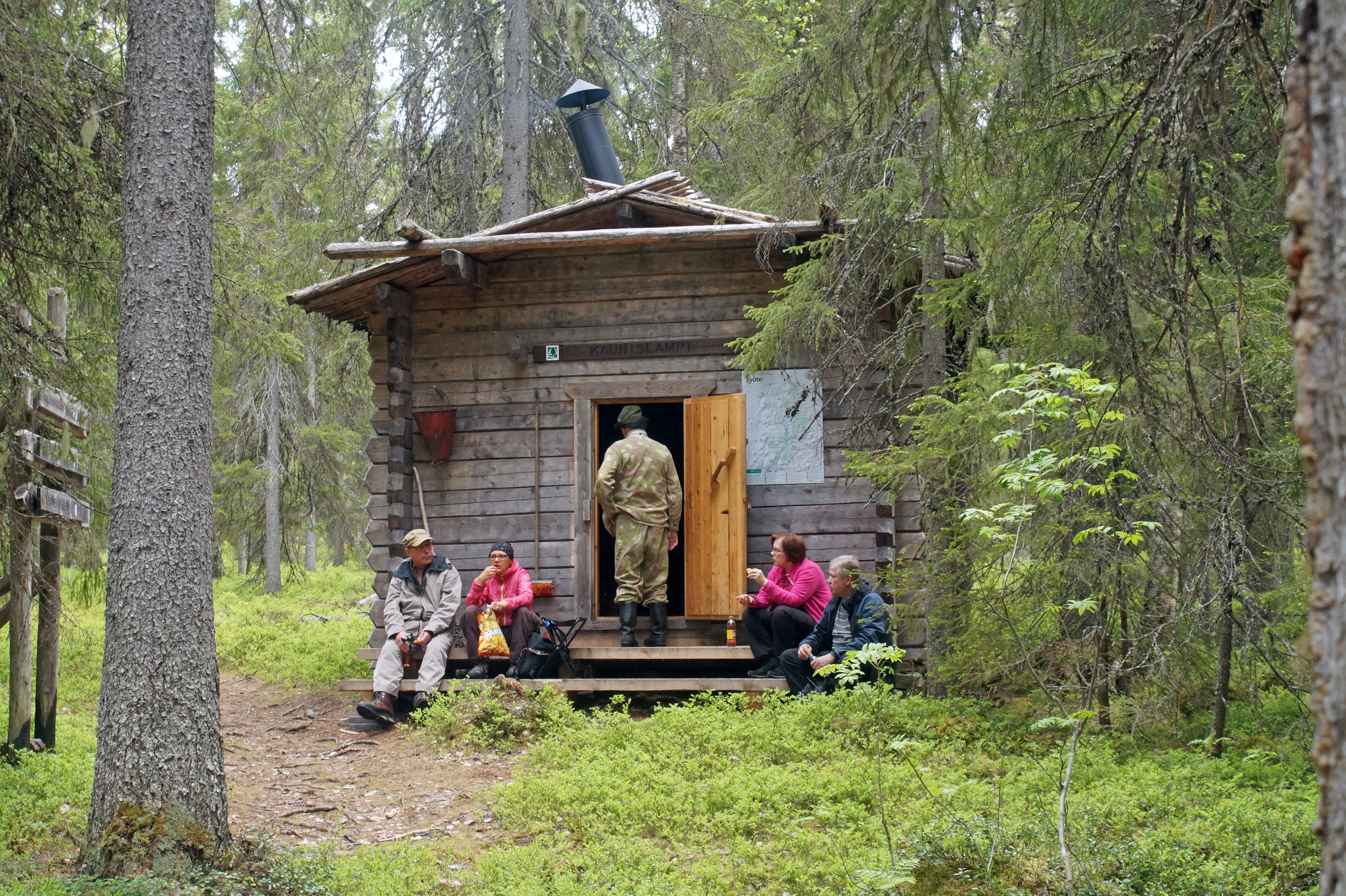 <p>Syötteen kansallispuistossa on useita päivätupia, joissa voi pitää rauhassa taukoa luontoretkeilyn lomassa. </p>