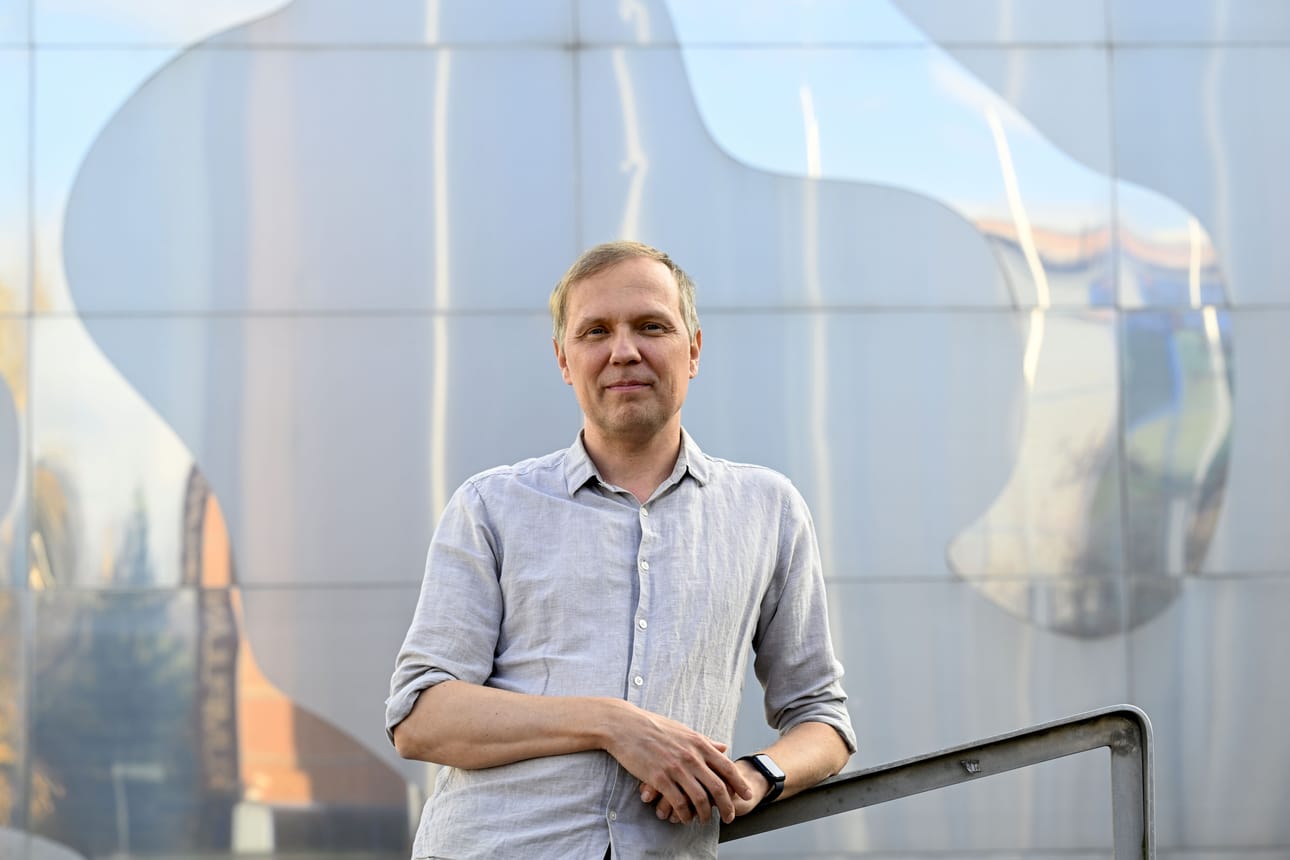 Tekoälyaikana matemaatikkoa tarvitaan erityisesti päättämään alan suurista linjoista, vaikkapa siitä, mitä matematiikassa pitäisi tutkia, uskoo professori Tuomo Kuusi.