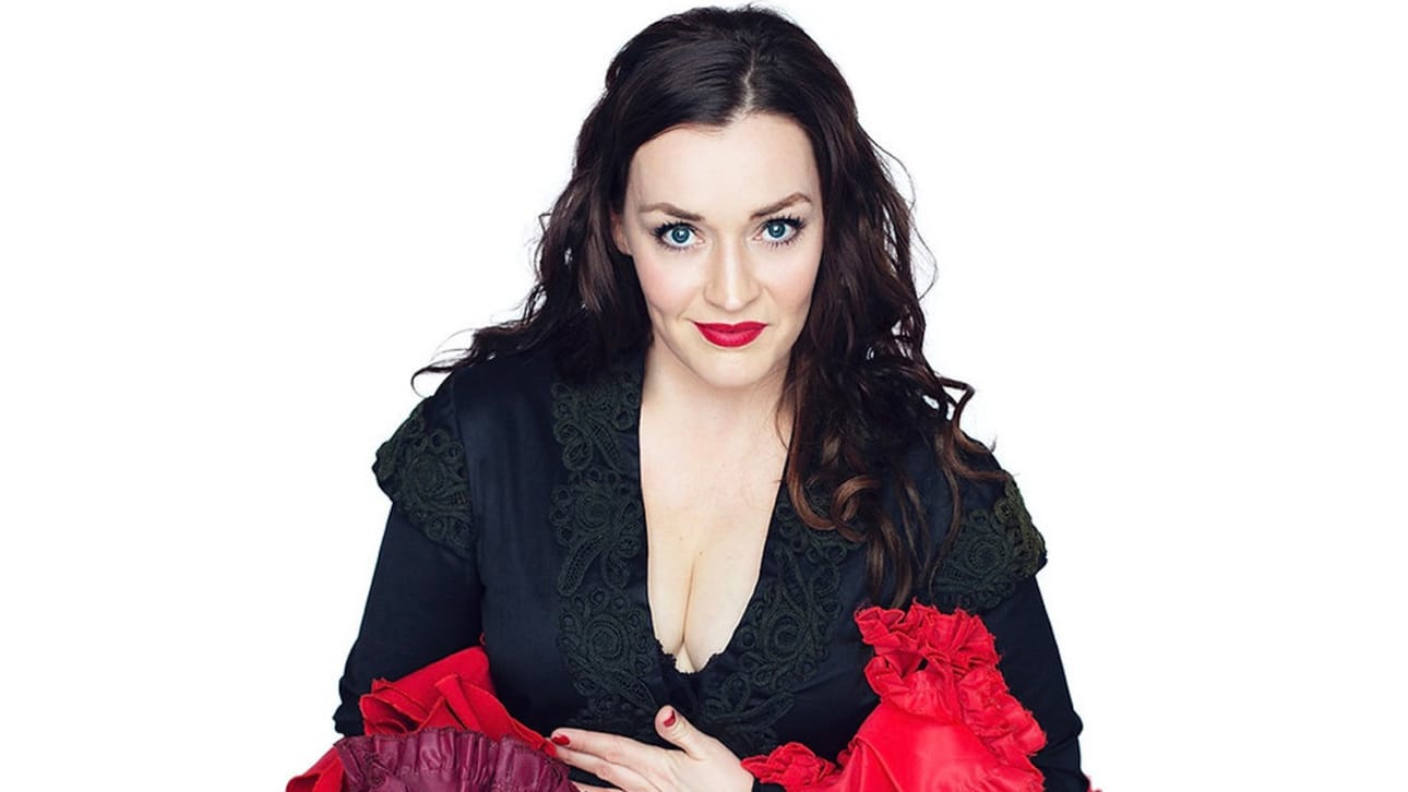 Sopraano Niina Keitel laulaa Carmenin roolissa flamencovisionääri Israel Galvánin Carmen-tulkinnassa.