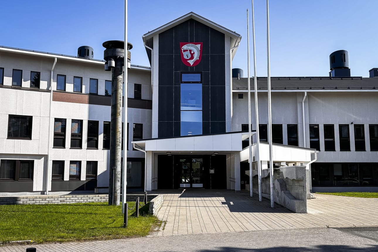 Keminmaassa pidätettiin toimesta kolme kuntapäättäjää viime keväänä.
