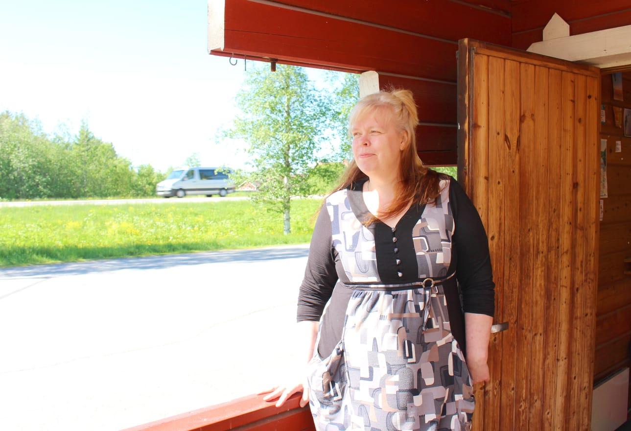 Hannele Määttä astui Sonja-tyttärensä kanssa Nakkulanperän grilli-kahvion ruoriin. Valinta on ollut mieluinen, eikä sitä ole tarvinnut kertaakaan katua.