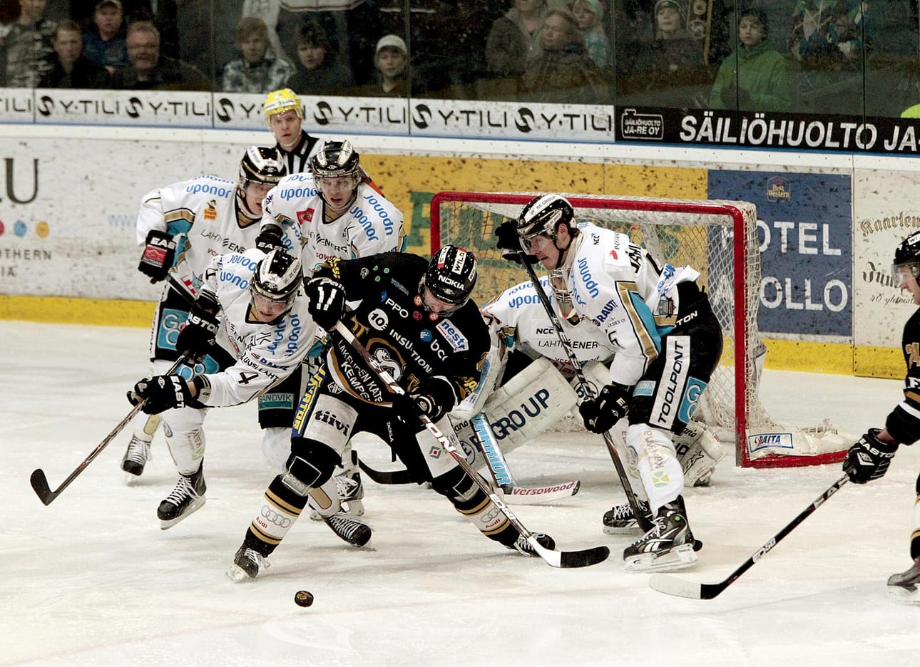 Kärpät ja Pelicans ottavat toisistaan mittaa Raksilassa.