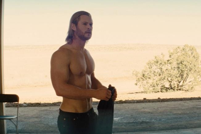 Thor (Chris Hemsworth) on skandinaavisen mytologian ukkosenjumala, joka päätyy Maahan ihmisten pariin voimistaan riisuttuna. KUVA: