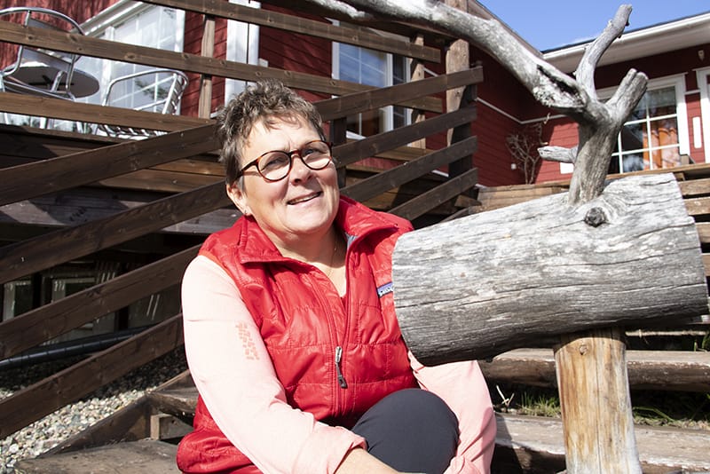 Ammattiopisto Lappian ja Muonion seudun yrittäjien läheiset välit mahdollistavat monipuoliset harjoittelumahdollisuudet. Yrittäjä Tarja Veisto Särkijärven majoilta kertoo perheyrityksensä tarjoavan kodinomaisen paikan ammattitaidon kasvattamiseen.