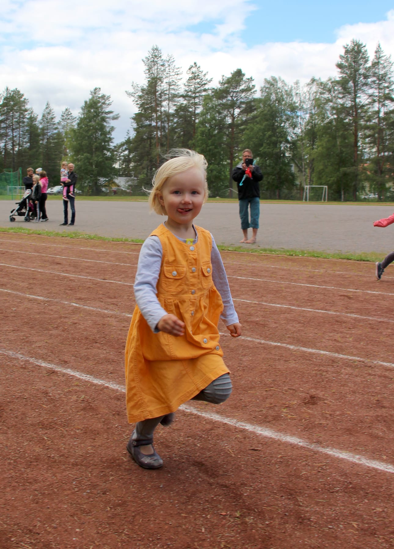Hilma Leiviskä otti kaikki irti nappulakisojen tunnelmasta.
