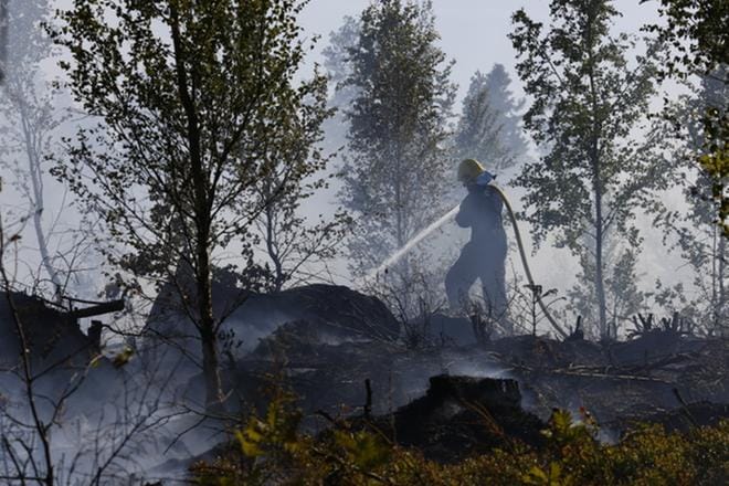 Kuivuus piinaa etenkin Etelä-Pohjanmaalla, ja maastopaloja on syttynyt maakunnan eri puolilla päivittäin. ARKISTOKUVA: TIMO ANNANPALO
