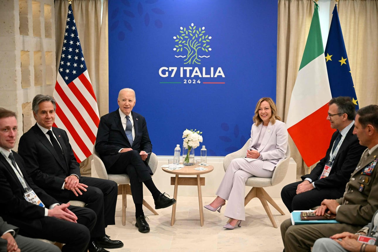 G7-ryhmän valtiojohtajat aikovat kehottaa Kiinaa lopettamaan siviili- ja sotilaskäyttöön kelpaavien kaksikäyttötuotteiden viennin Venäjälle. LEHTIKUVA/AFP