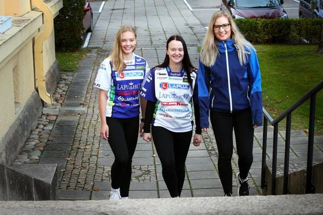 Kaisa Peräaho, Silja Syrjälä ja Eveliina Toppari ovat Virkiän riveissä ensi kaudella. KUVA: JANINA SAARELA