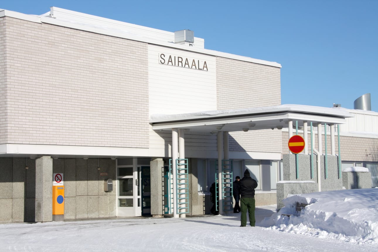 Sosiaali- ja terveysministeriö on myöntänyt Raahen seudun hyvinvointikuntayhtymälle poikkeusluvan perusterveydenhuollon ympärivuorokautisen päivystyksen järjestämiseen vuoden 2022 loppuun saakka. Arkistokuva Kirsi Junttila