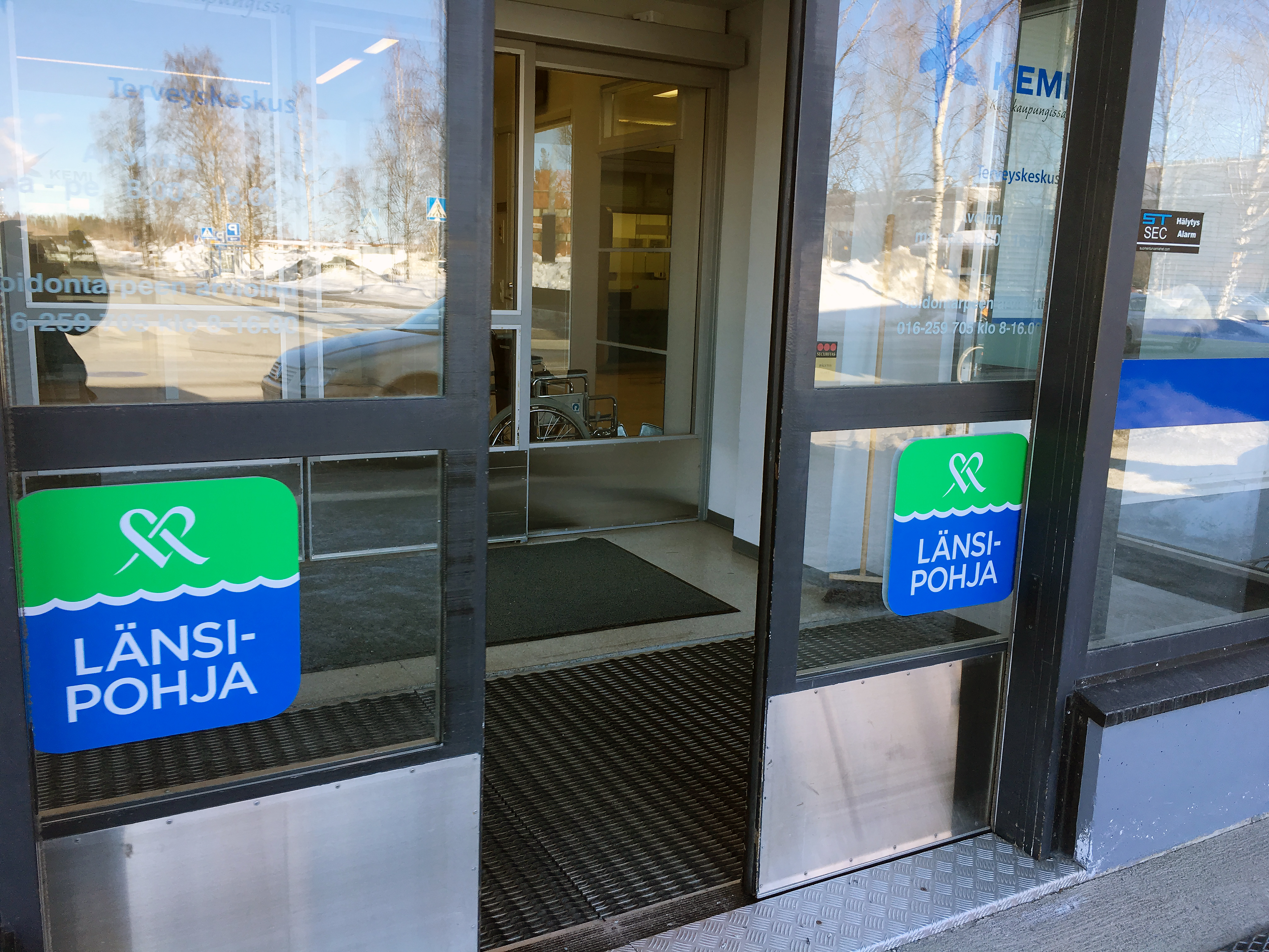 Länsi-Pohjan hallitus jätti muutetun palvelusopimuksen pöydälle – jos sopua ei löydy, miljoonia euroja kalliimpi alkuperäinen sopimus jää voimaan