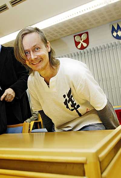 Risto Hentunen vangittiin perjantaina Oulun käräjäoikeudessa.