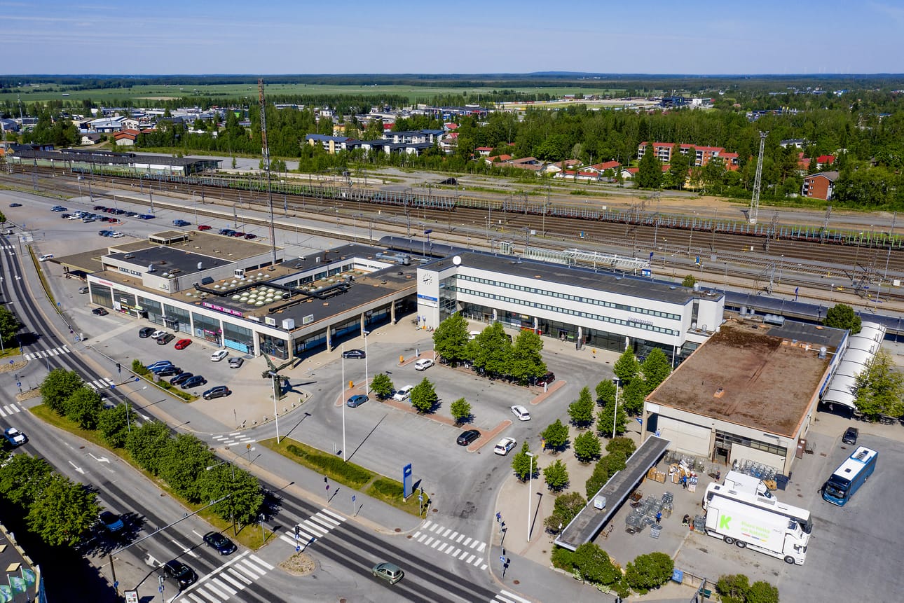 Alajärven kaupunginjohtaja Vesa Koivunen nostaa esille julkisen liikenteen heikon tilan maakunnassa. Arkistokuva