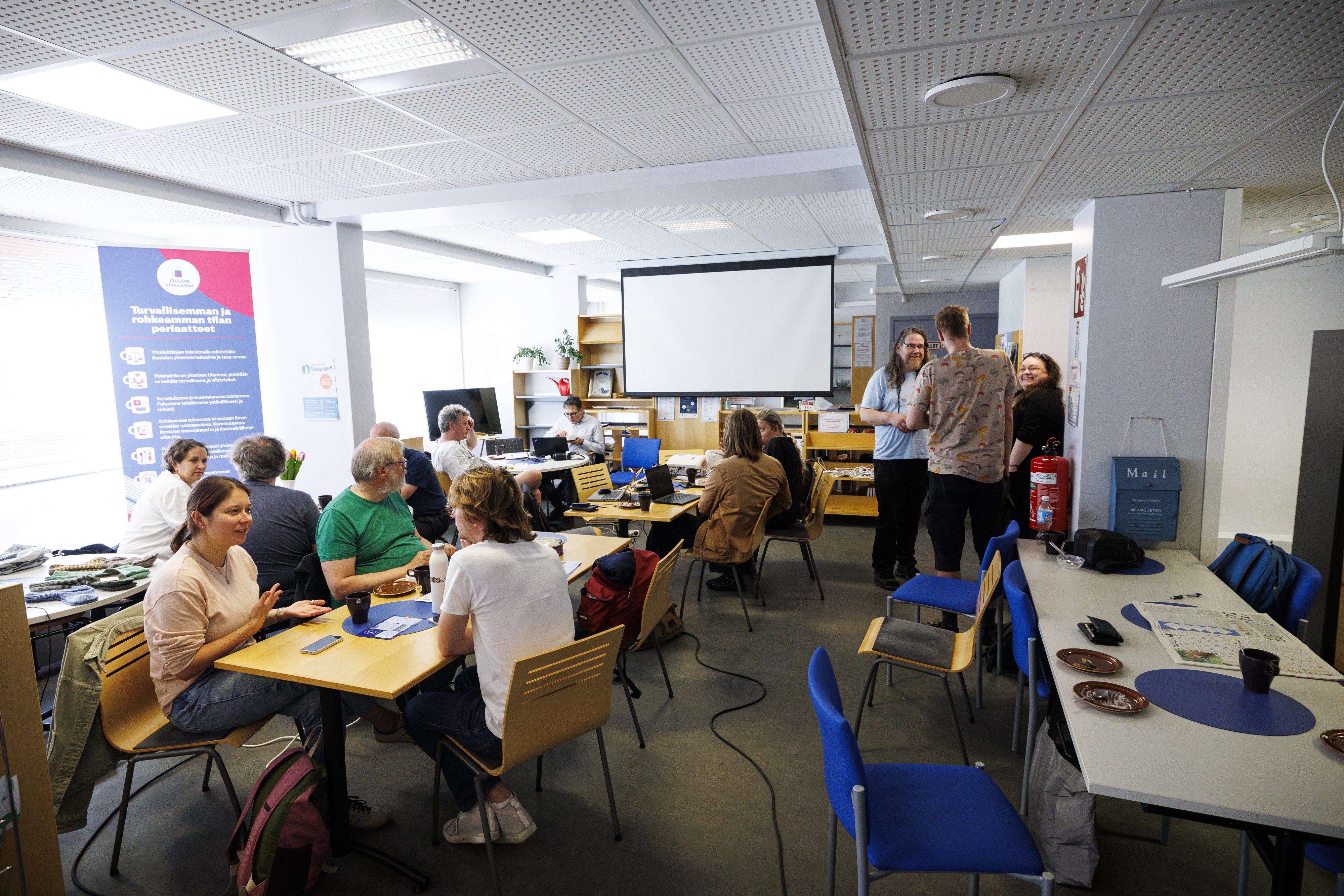 Suomalaiset wikipedistit saavat tiedonjulkistamisen valtionpalkinnon – kokoontuivat viikonloppuna Oulussa