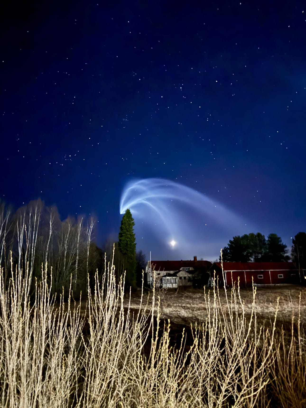 Venäjältä ammuttu kantoraketti näkyi taivaalla Seinäjoen lähellä Nurmossa torstain ja perjantain välisenä yönä klo 2:20.