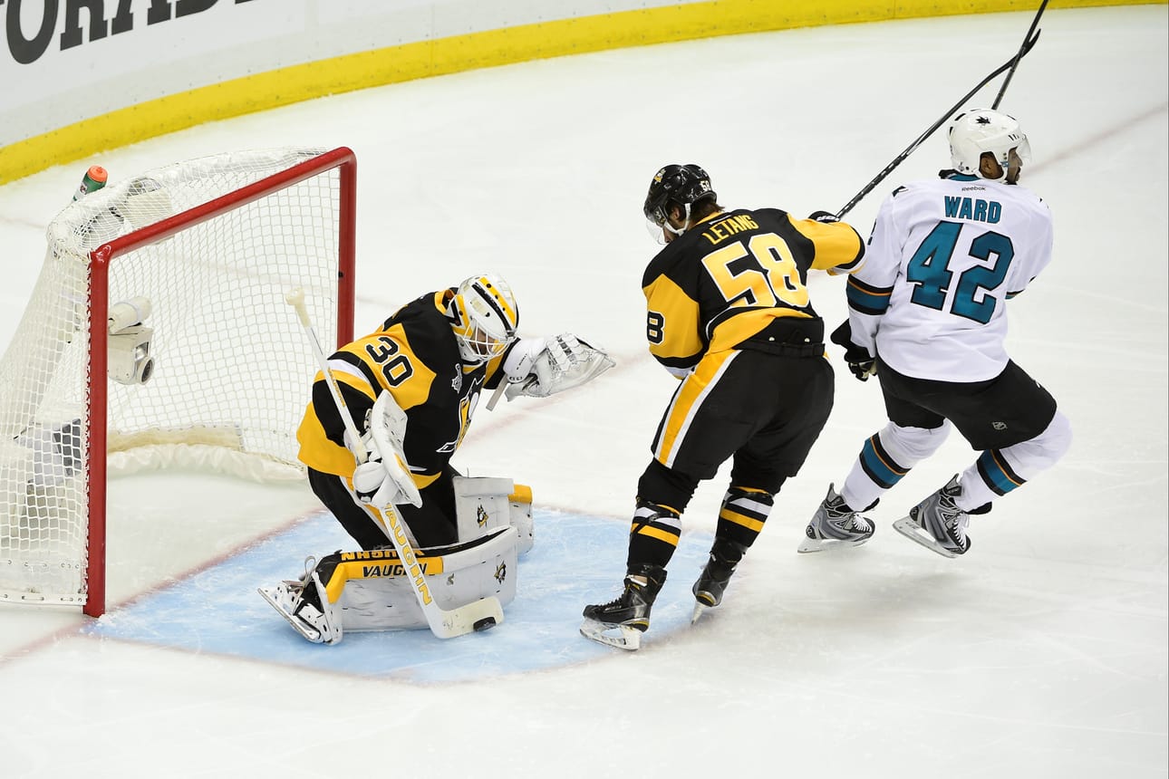 Pittsburgh Penguins johtaa Stanley Cup -finaalisarjaa San Jose Sharksia vastaan 2-0.