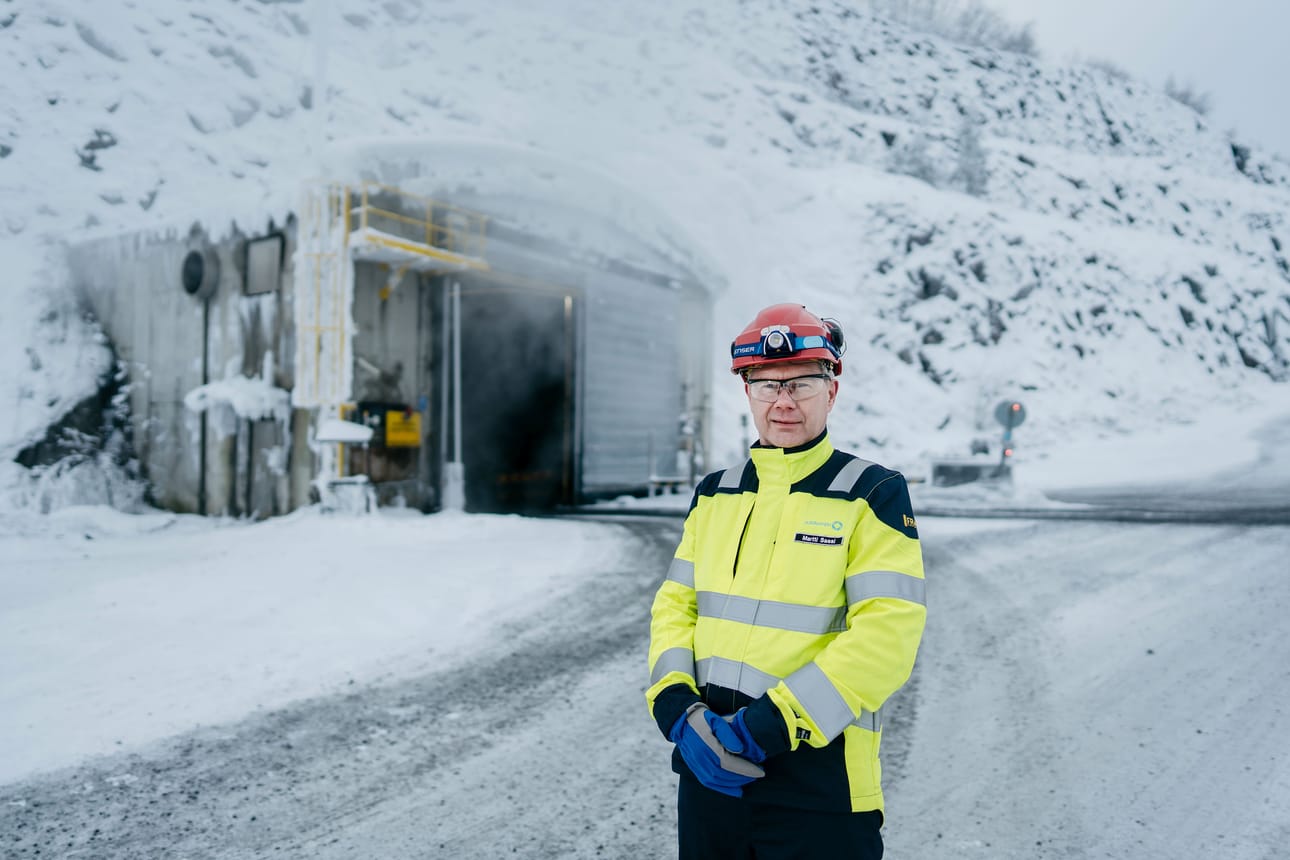 Outokummun ferrokromiliiketoiminnasta vastaava johtaja Martti Sassi sanoo, että sivuvirtojen hyödyntäminen ei ole enää vain ympäristöteko, vaan osa kilpailukykyä ja huoltovarmuutta.