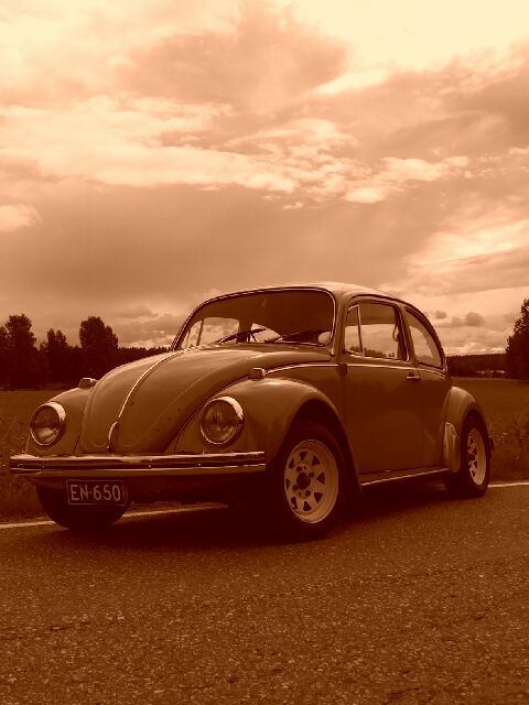 Kuvassa vuosimallin -72 kupla on palvellut kajaanilaisen Sanna Hurskaisen kesäautona jo vuodesta 2009.