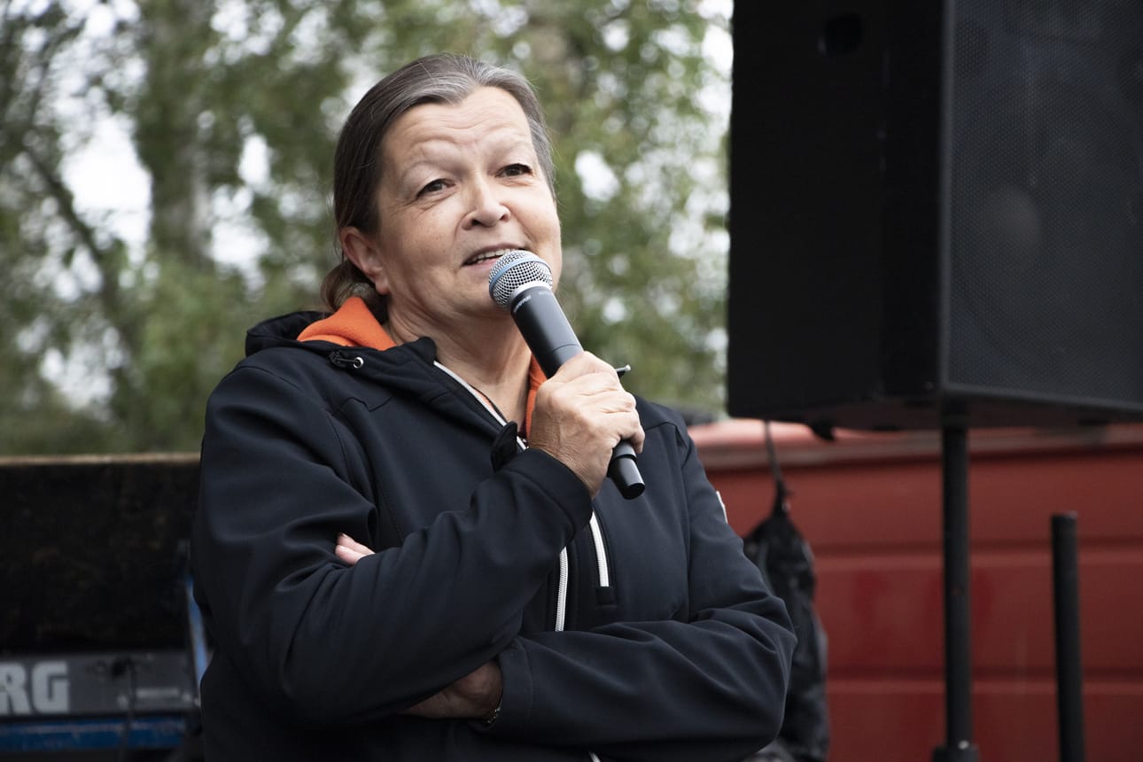 Markkinatapahtuman avasi Pyhännällä pitkän työuran kulttuuri- ja nuorisosihteerinä tehnyt Raili Turunen muistellen, kuinka Perttulinpäivien nykymuotoinen vietto alkoi.