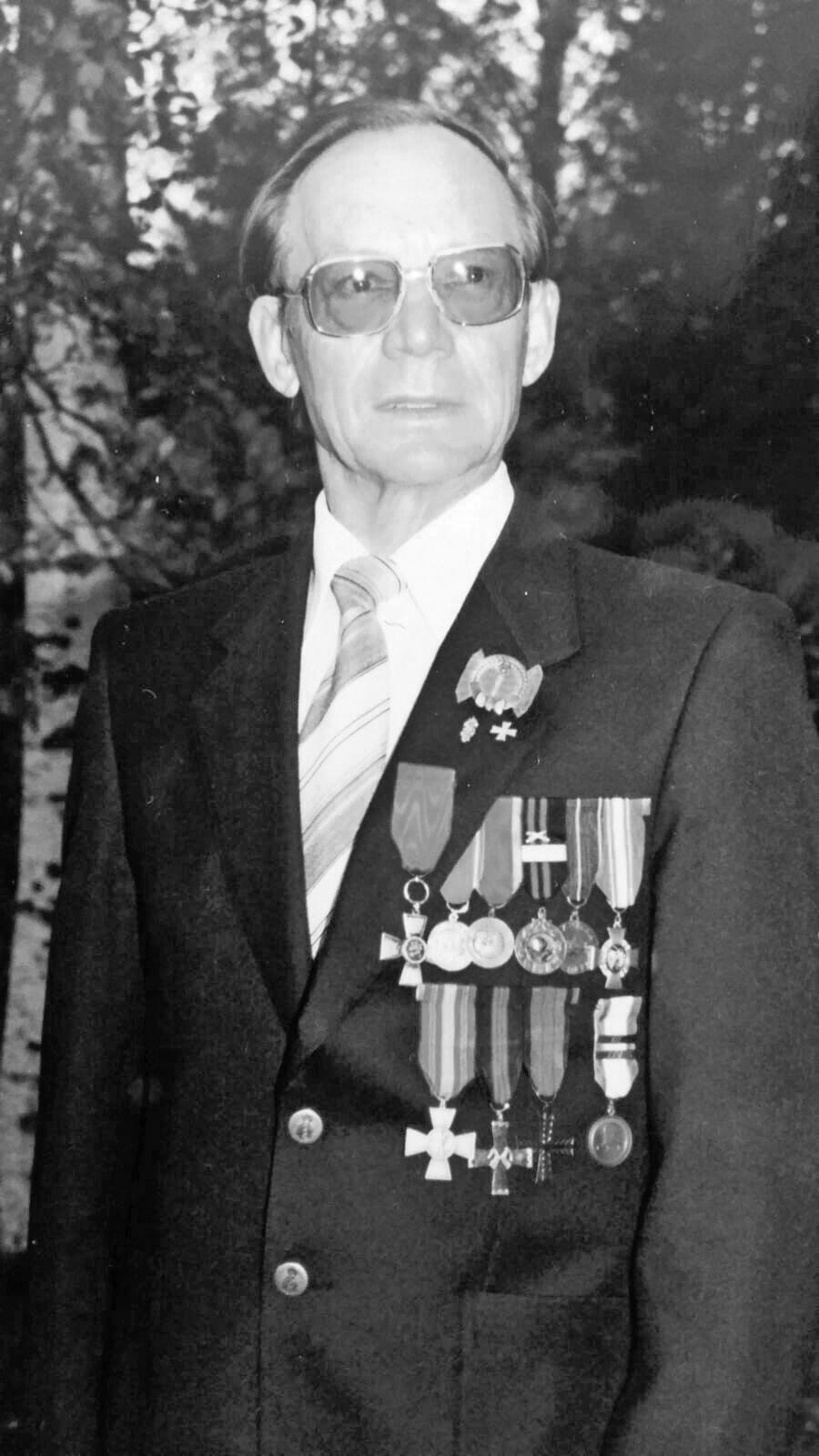 Heimo Kangas toimi Kempeleen kunnanhallituksen puheenjohtajana 60-luvun lopulla ja 70-luvulla. Määrätietoinen poliitikko vei monta asiaa eteenpäin yhteistyössä silloisten päättäjien kanssa.