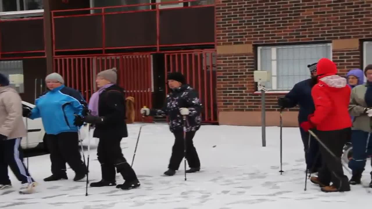 Lisäaikaa liikunnalle -tapahtuman lämmittely