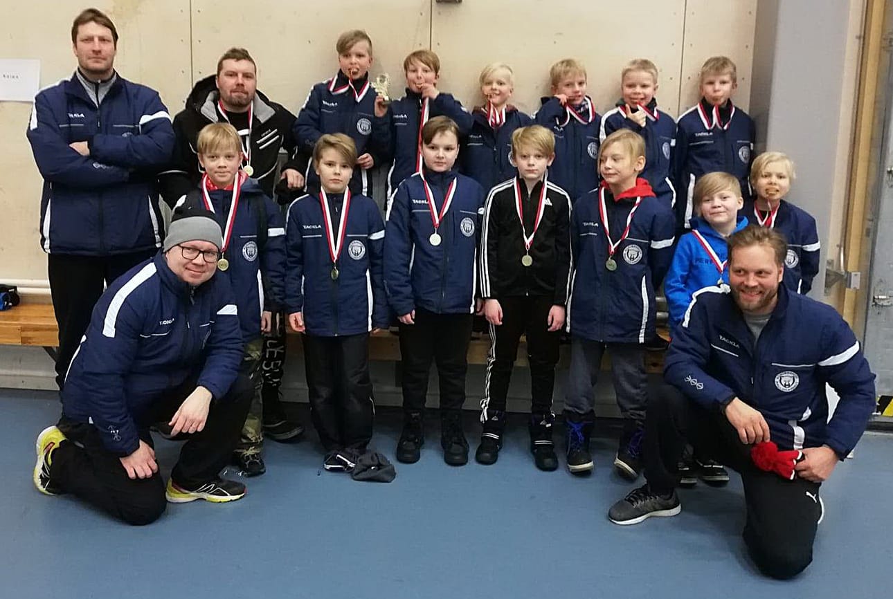 Kuvassa PaKan F1-juniorit Rantalakeus-turnauksessa tammikuun alkupuolella.