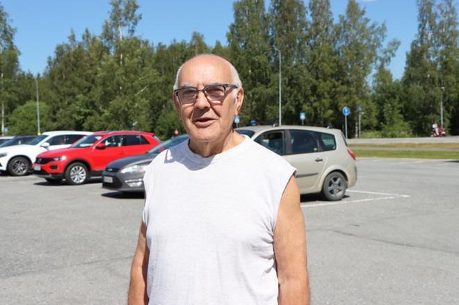 Auno Talvitie on pääosin tyytyväinen verotukseen. KUVAT HENNA NEVALA