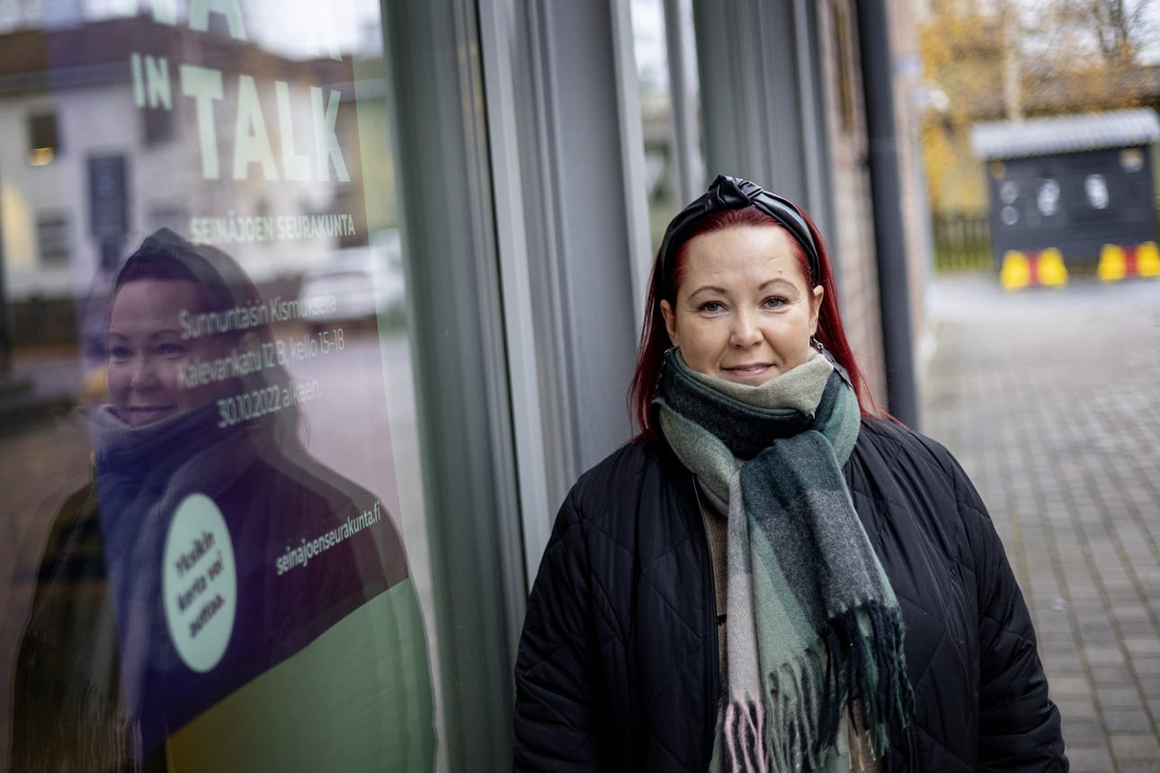 Terapeuttiopiskelija Piia Männistö toivottaa nuoret tervetulleeksi juttelemaan nuorisokahvila Kismukseen sunnuntaisin 30.10. alkaen.