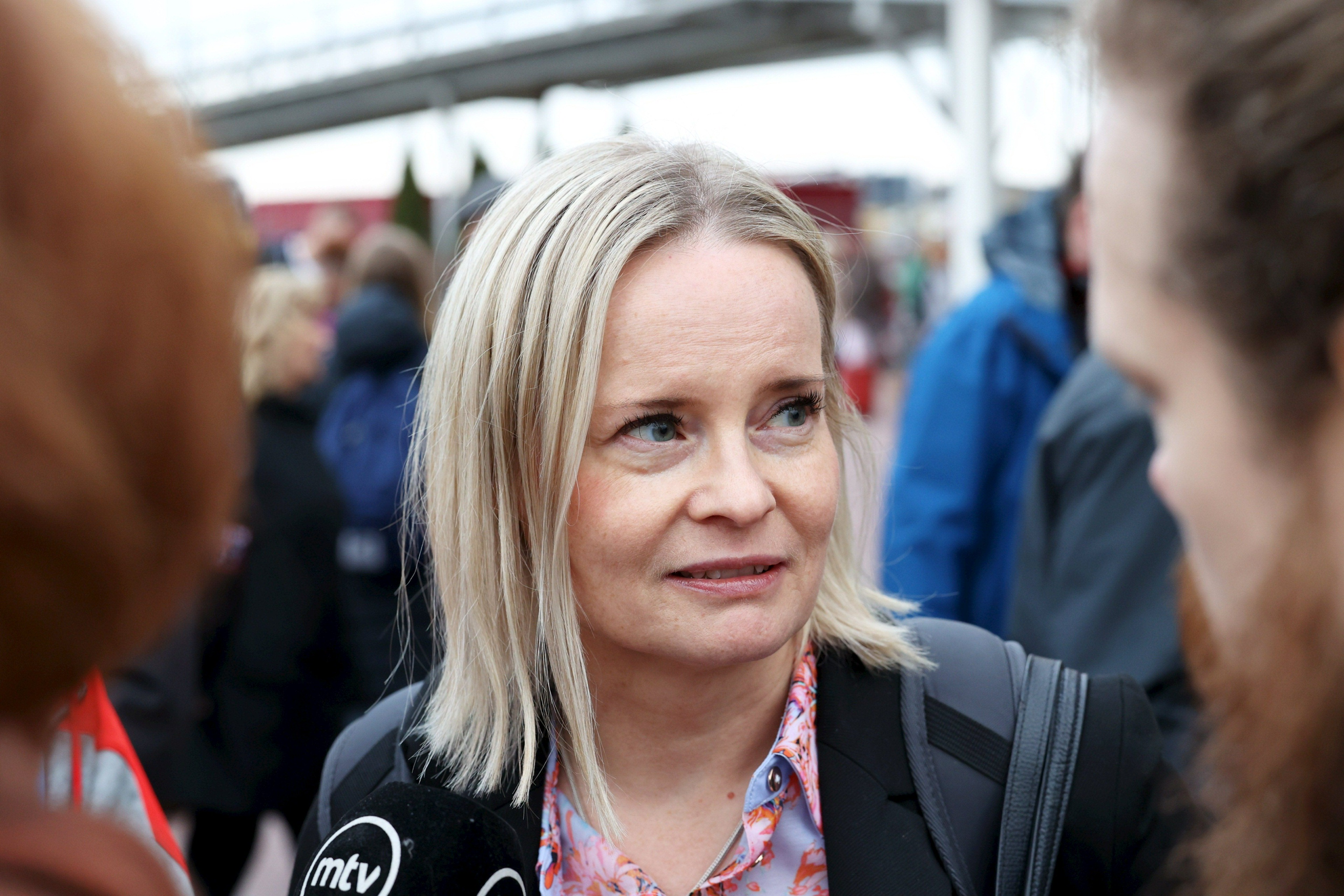 Perussuomalaisten puheenjohtajan Riikka Purra.