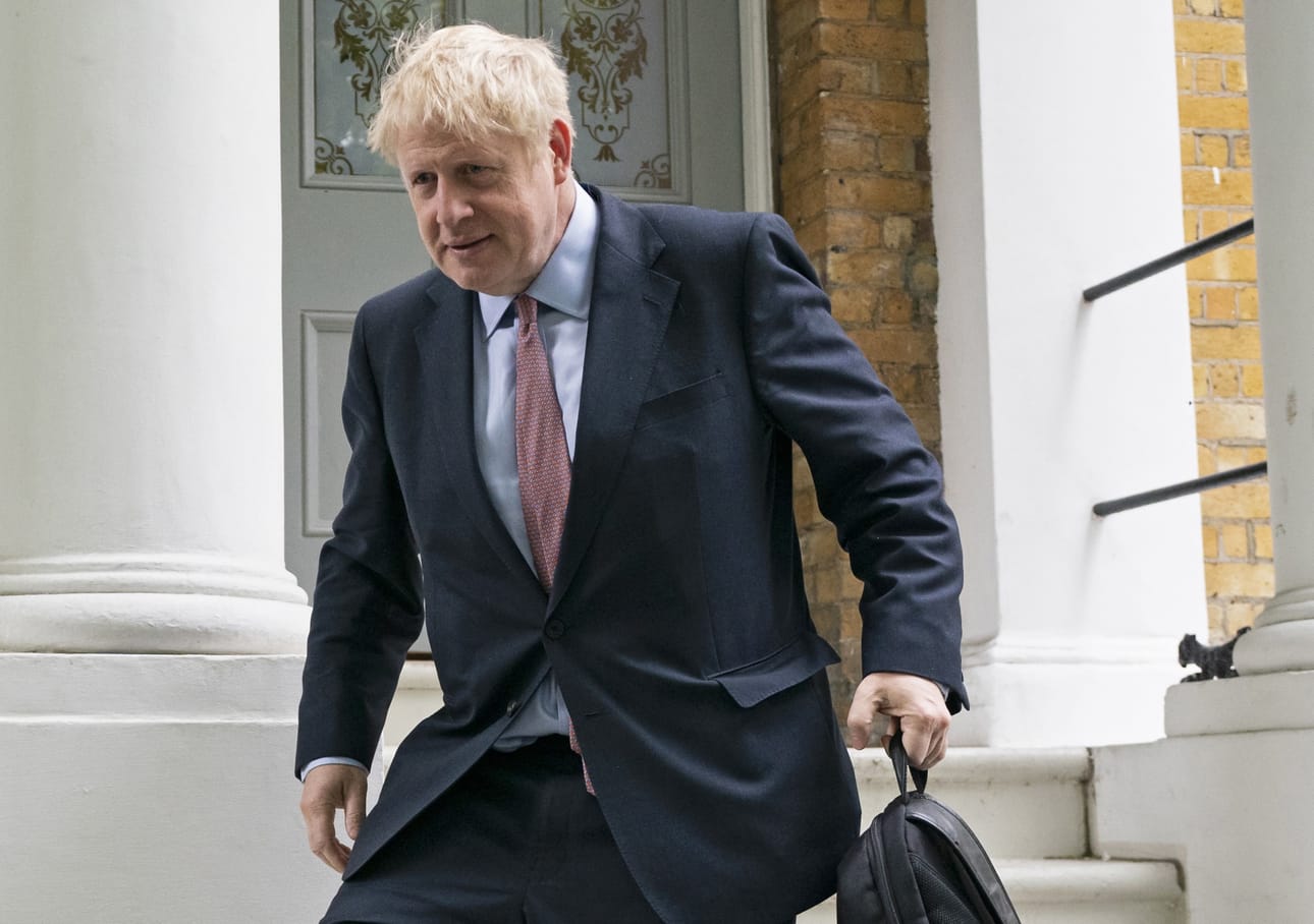 Boris Johnsonilla on vauhti päällä. Hän on matkalla kohti Downing Street 10:n isännyyttä.