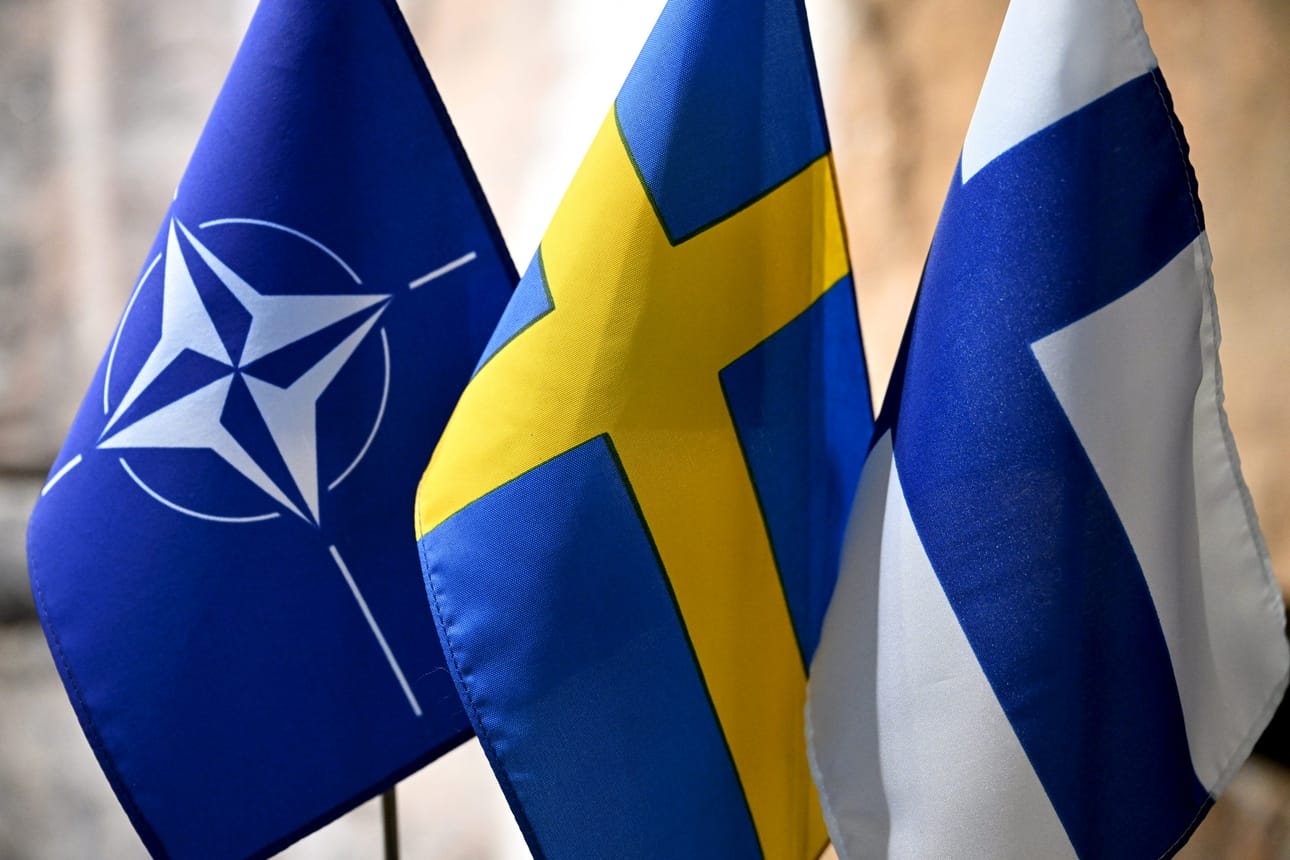 Tutkimuksen mukaan Naton maine on suuren yleisön joukossa vain kohtalaisella tasolla Suomessa ja Ruotsissa. LEHTIKUVA / Vesa Moilanen
