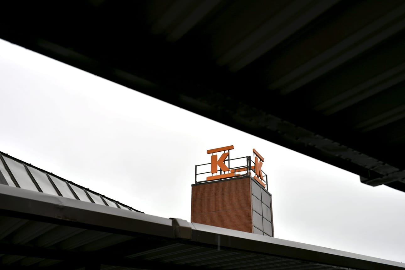 Vantaan Hakkilassa sijaitsevan varaston pääluottamusmies kertoi STT:lle, että ulosmarssi kestää kaksi tuntia. LEHTIKUVA / Antti Yrjönen