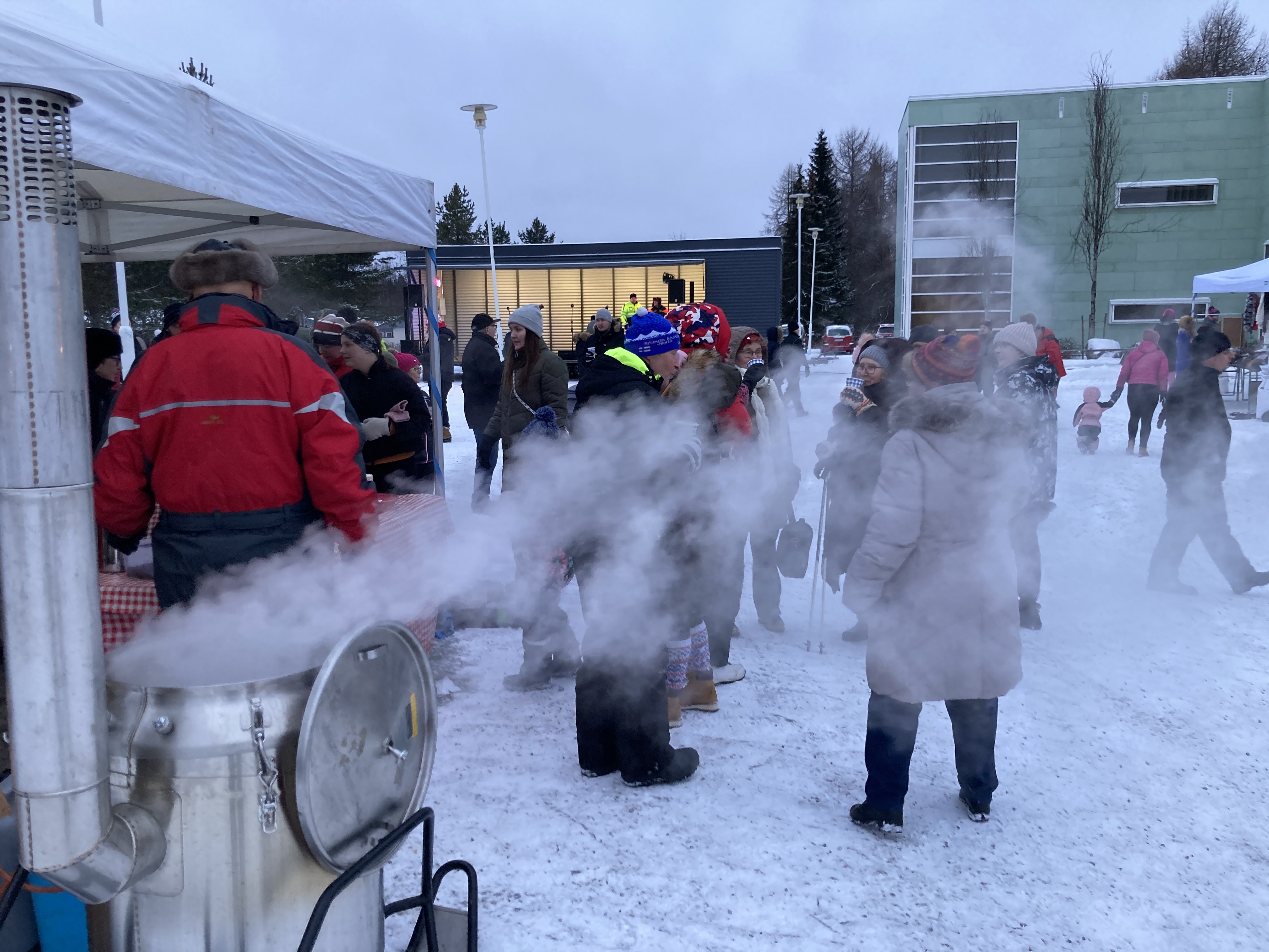 Kuusamon joulunavaus kasvoi Meijän Nordicin lähtölaukaukseksi – katso kuvat tapahtumasta!