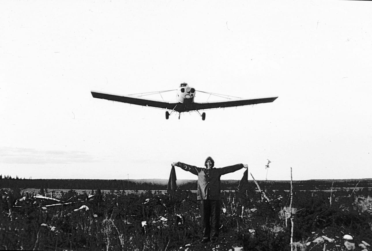 Maija Väänänen osallistui lentoruiskutusten vastustamiseen ja sai myrkkyä päällensä.