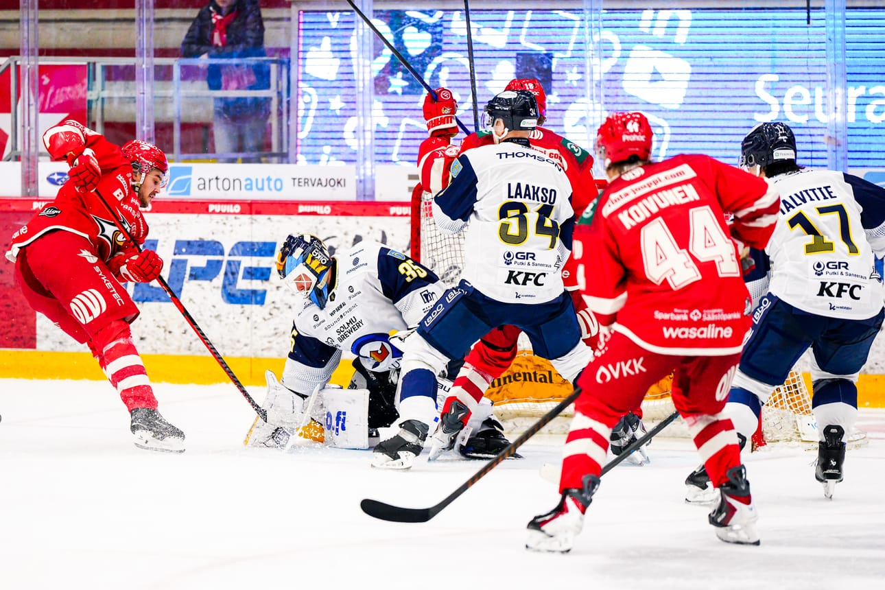 Jääkiekkoliiga alkaa tänä vuonna jo 1. syyskuuta. Vaasan Sport avaa sarjakautensa kotiottelulla. Arkistokuva.
