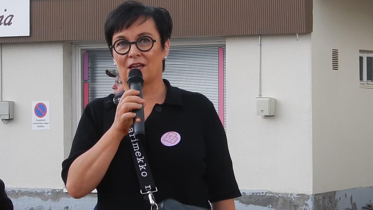 Katso video: Riikka innosti oulaistelaisia järjestämään keskustelutilaisuuksia uudistuvaan Väinölänrantaan