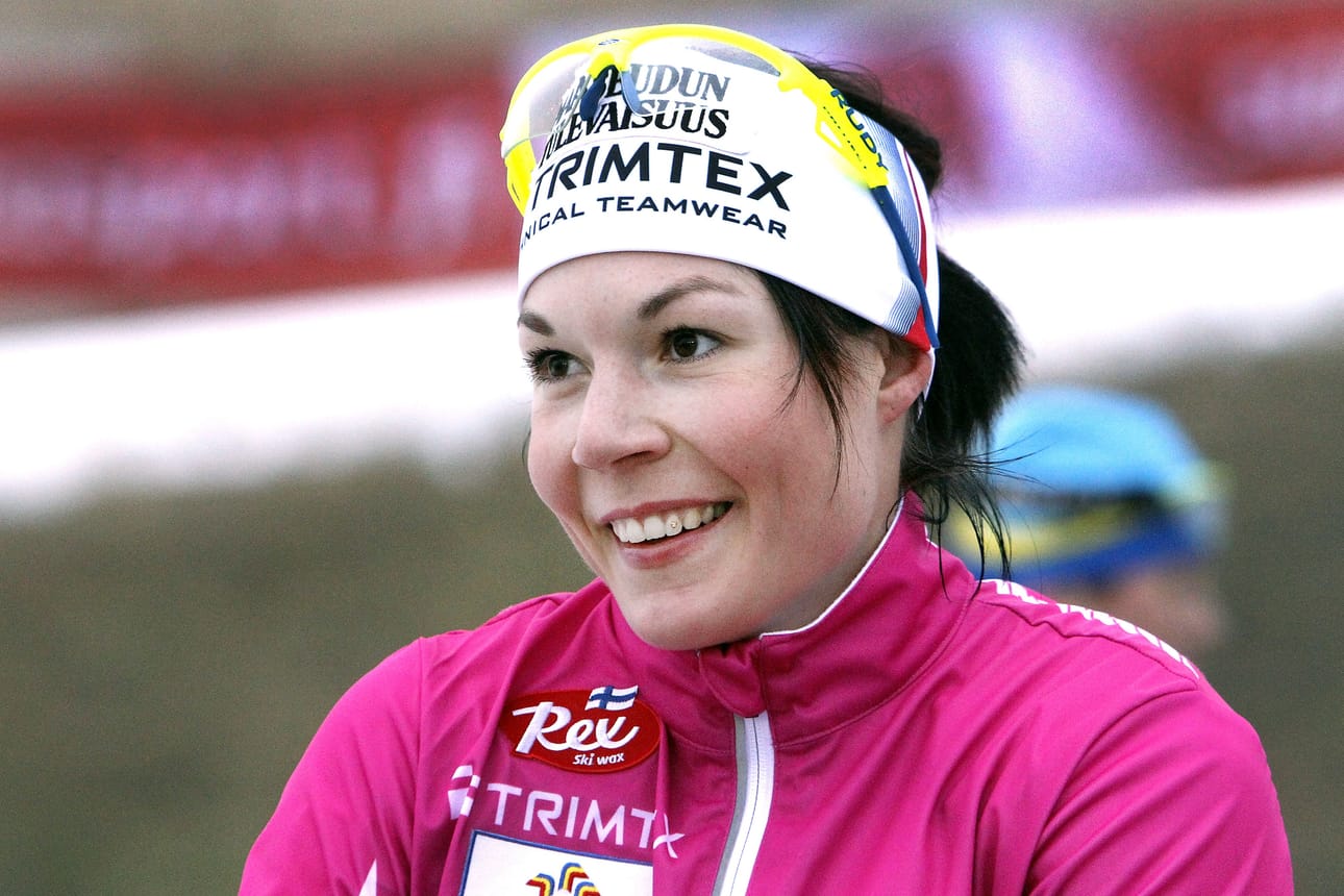 Mona-Liisa Nousiainen menehtyi tiistaina 36-vuotiaana. Hän nousi maastohiihtomaajoukkueeseen 2000-luvun alussa. Kuva on vuodelta 2012.