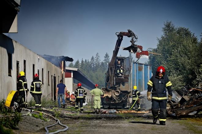 Nurmon tulipalossa kuoli yli tuhat sikaa. Myös aineelliset vahingot ovat mittavat. KUVA: TOMI KOSONEN