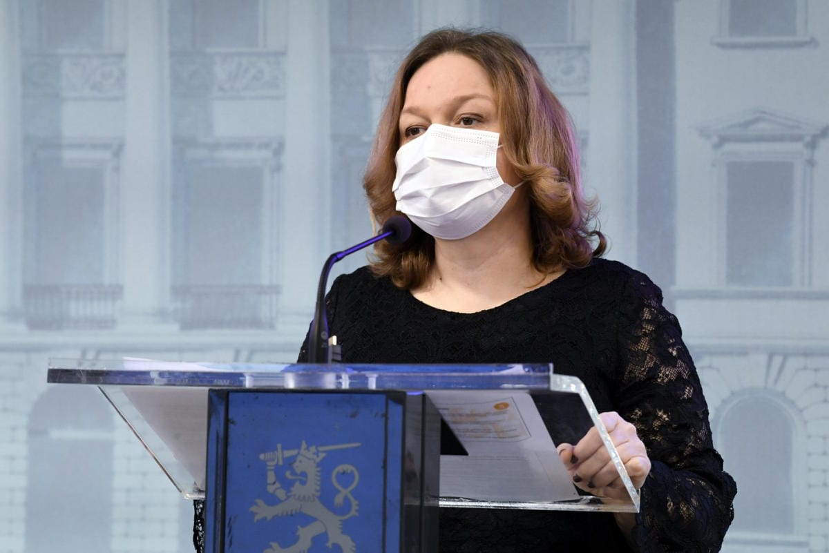 Perhe- ja peruspalveluministeri Krista Kiuru kertoi MTV:lle saamistaan huolestuneista viesteistä terveydenhuollon kentältä. LEHTIKUVA / Jussi Nukari