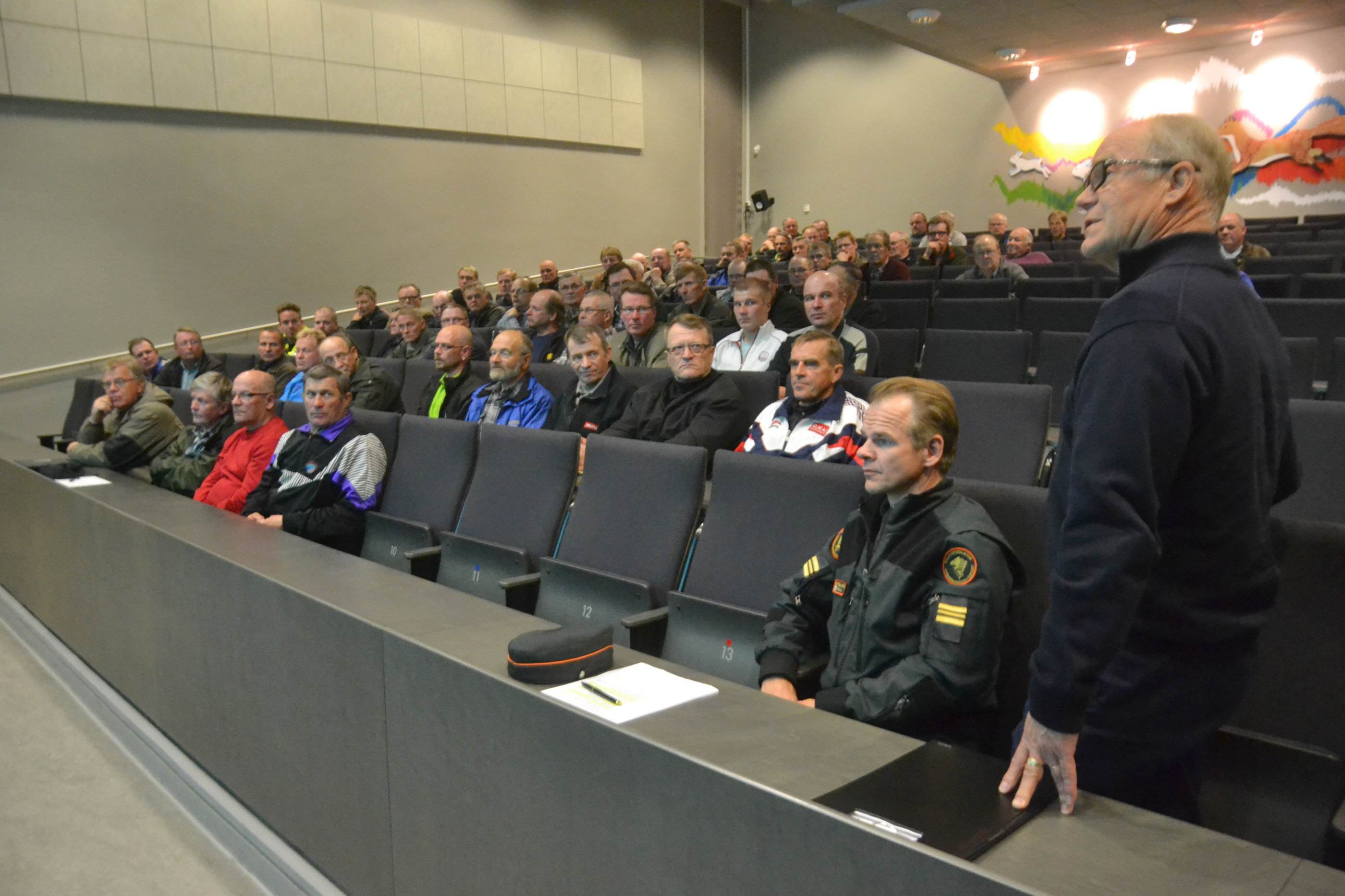 Komisario Kari Tornberg toivoi hirvimiehiltä vastuullisuutta, kun penätään haavakkohirviä.